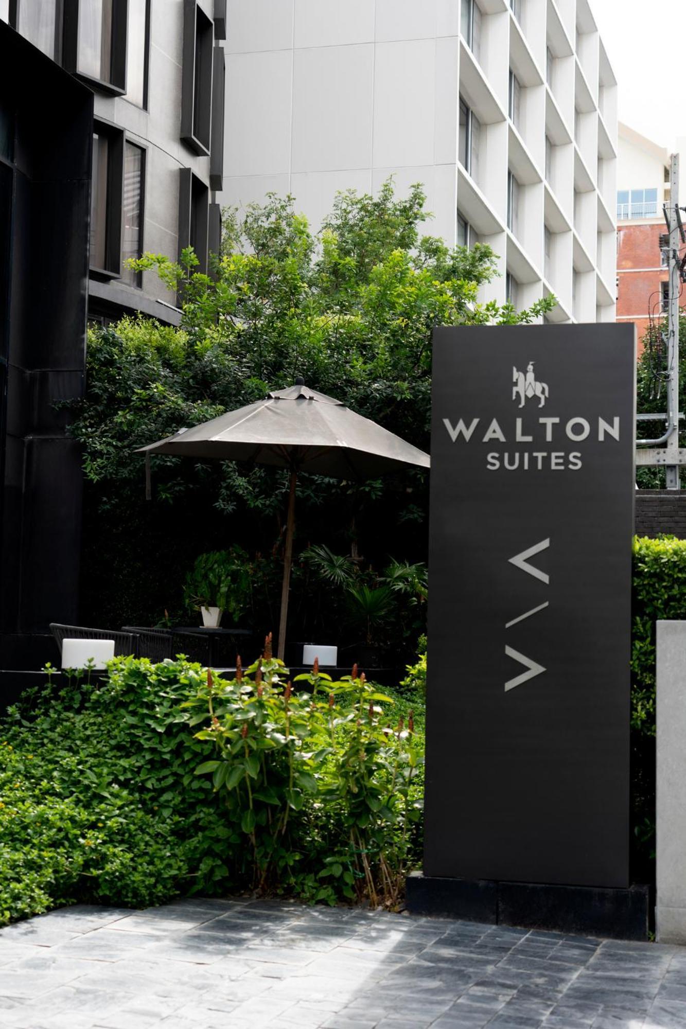 Walton Suites Sukhumvit Bangkok Exteriör bild