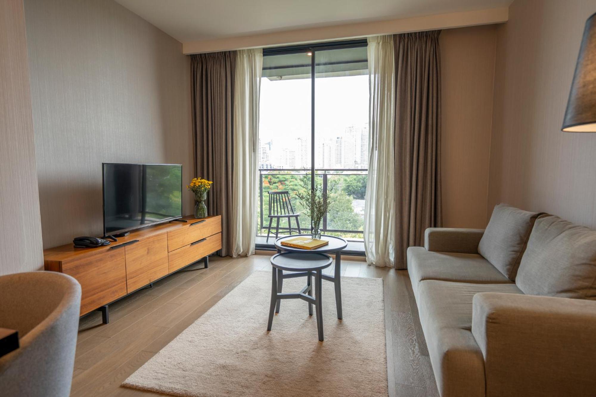 Walton Suites Sukhumvit Bangkok Rum bild