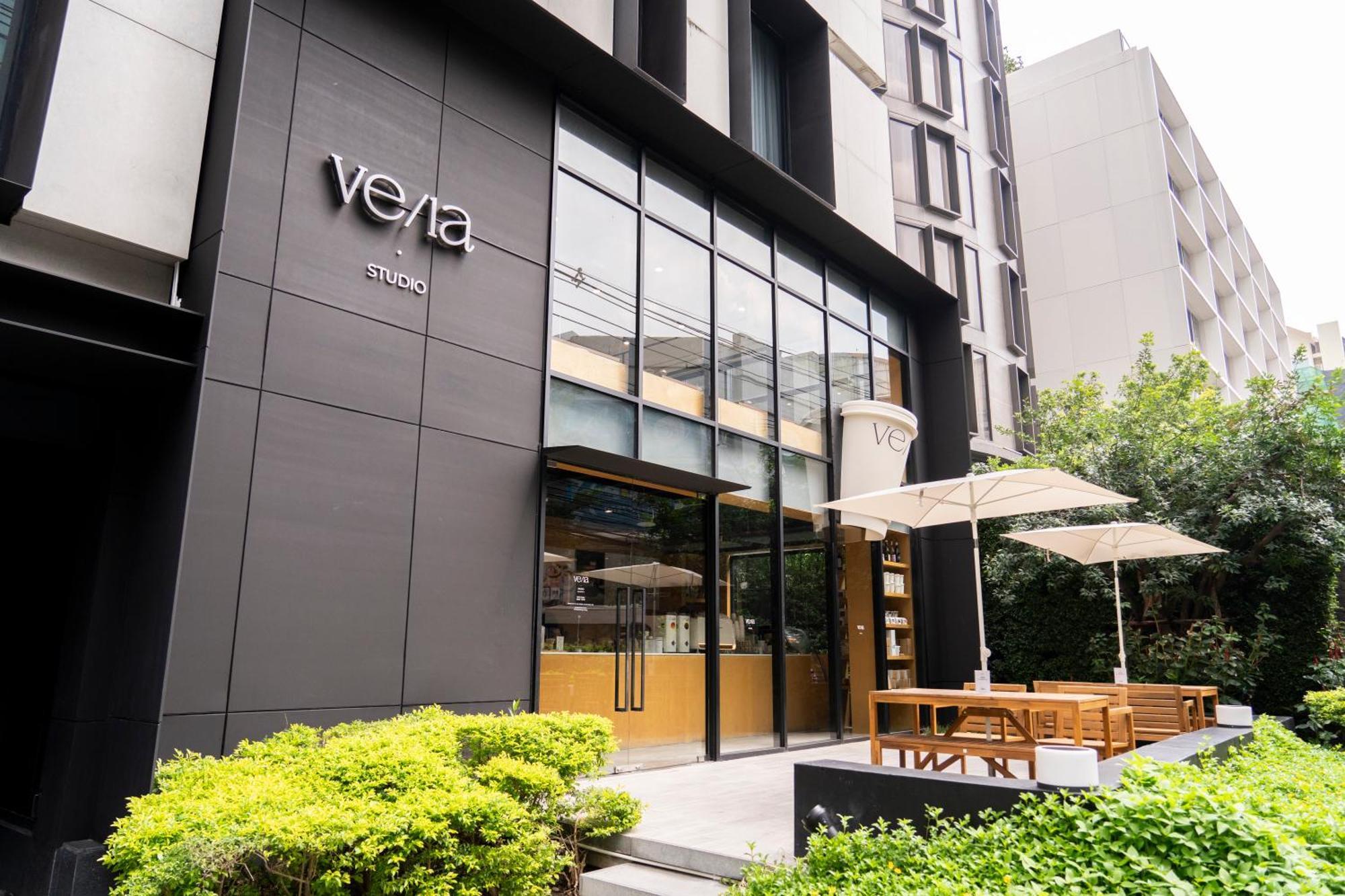 Walton Suites Sukhumvit Bangkok Exteriör bild