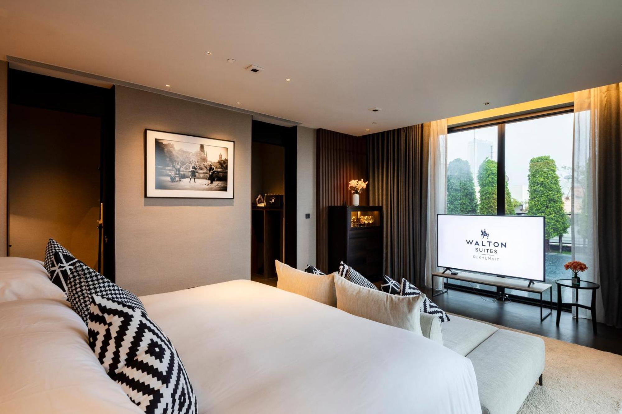 Walton Suites Sukhumvit Bangkok Exteriör bild